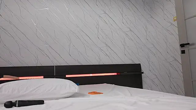 big_boobs_blonde webcam