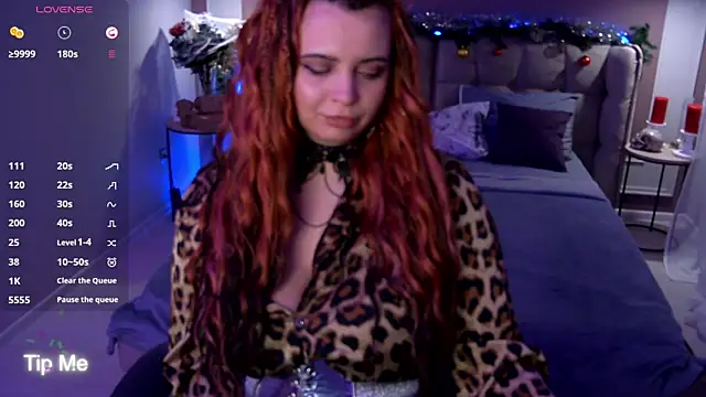 Miss_Maya_Mils webcam