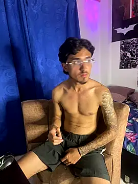 Kriss_Edwards webcam