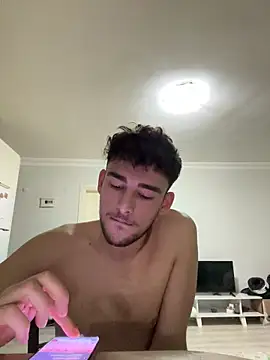 Yasinyasin7's live cam