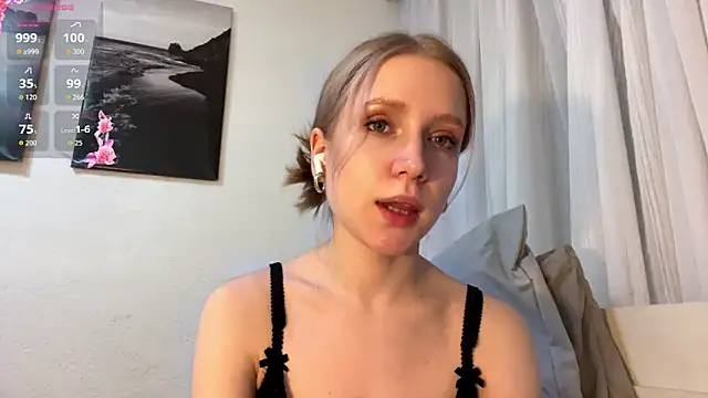 Alice_meow15 webcam