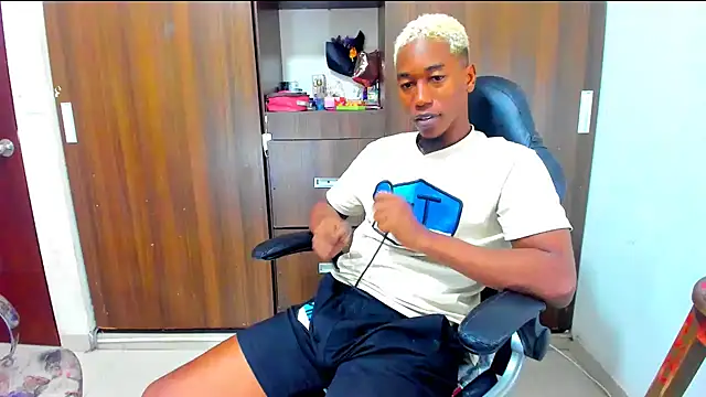 Dreamastercum_ webcam