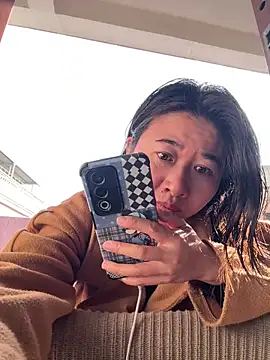 美女daaqnn在线直播