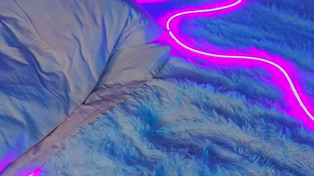 MarciaMarshall webcam