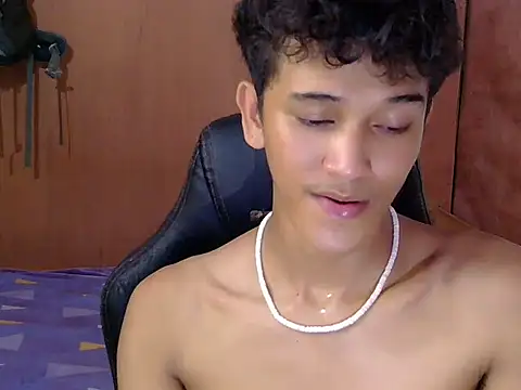 hugekenbigcock webcam