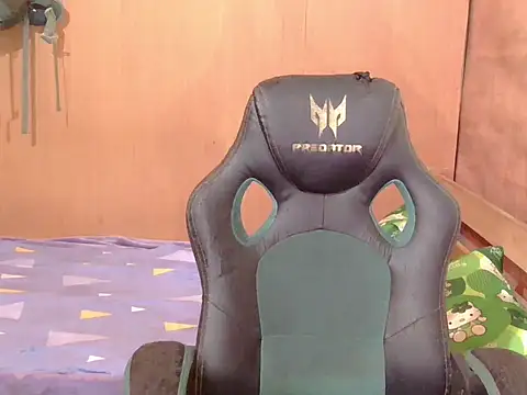 hugekenbigcock webcam