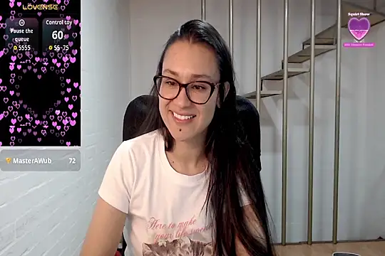 Jessie_Desire webcam