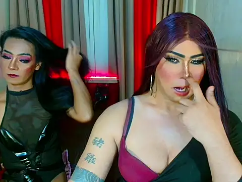 Incredible_Shemale webcam