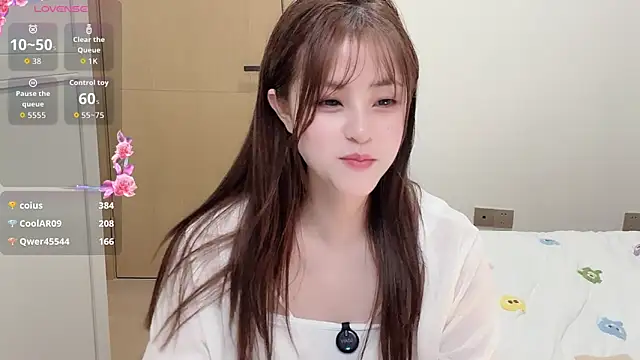 美女Unafaye在线直播