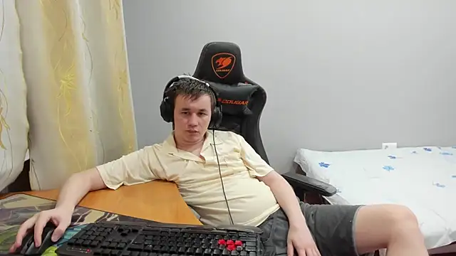 iliaskrislove webcam