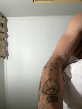 Lucasjandre's live cam