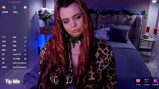 Miss_Maya_Mils webcam