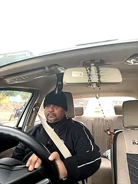 Dick_6inches_Delhi webcam