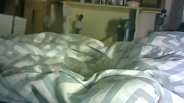 ON3YOULLN3VER_FIR3 webcam