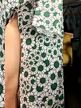 Webcam Model (Lucy_limon)  is live.Free join now!