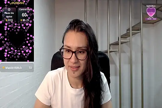 Jessie_Desire webcam