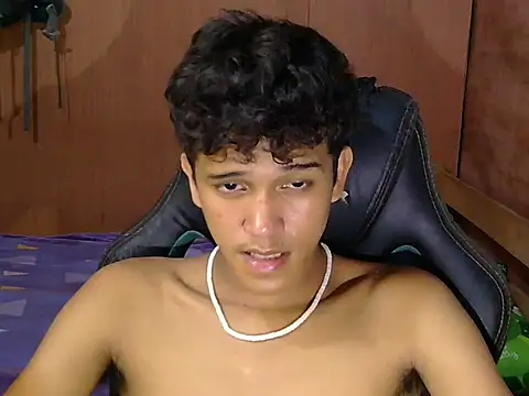 hugekenbigcock webcam