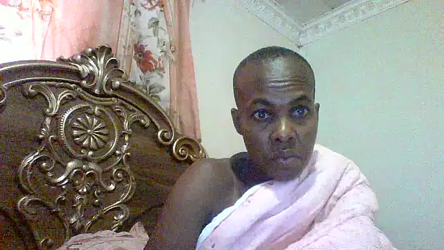 hairybushpussyxx1 webcam