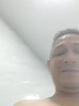 luchoarr Live Webcam on Stripchat