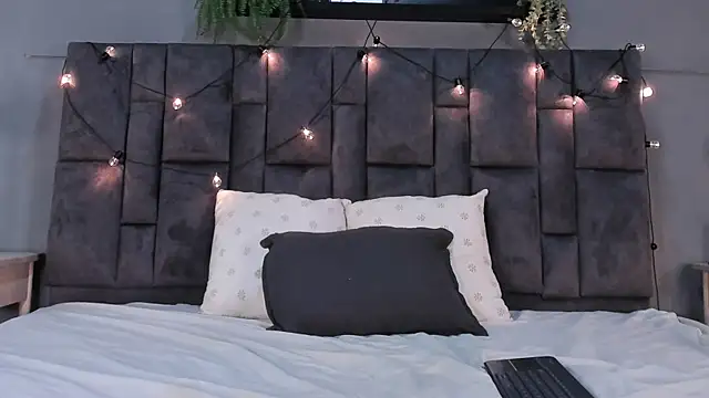 Tiff_and_Sean webcam