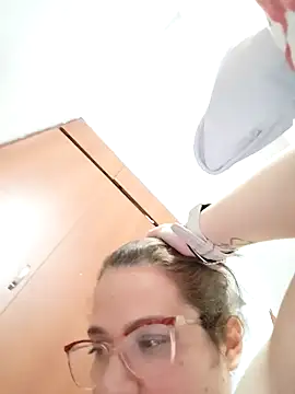 karlythoth@xh webcam