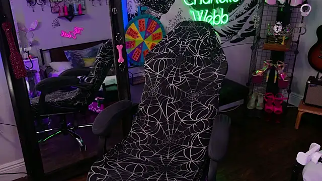 CharletteWebb webcam