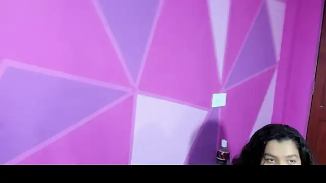 Charlotte_Bms_ webcam