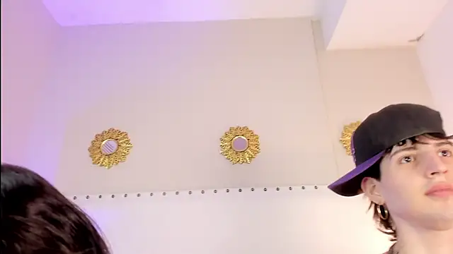 sett_and_gwen webcam