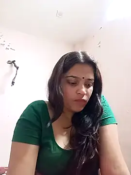 Trisha_71 webcam