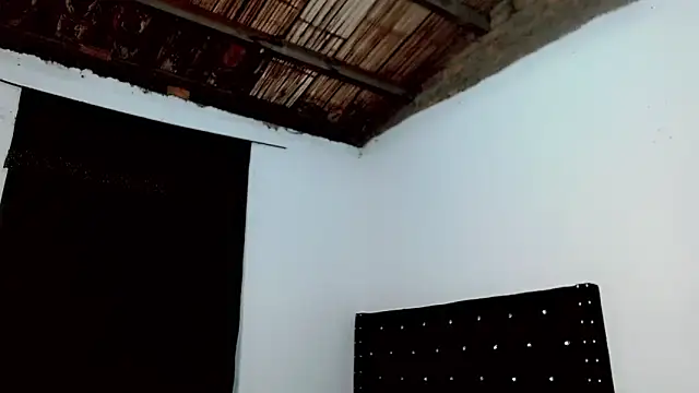 little_tsgirl_ webcam