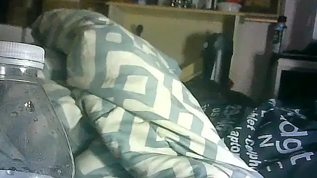 ON3YOULLN3VER_FIR3 webcam