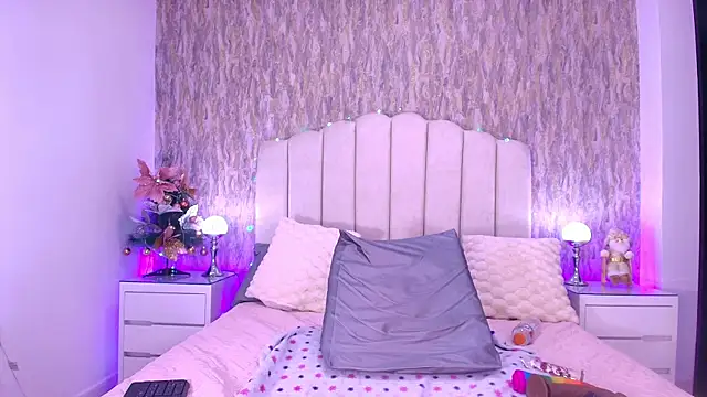 raven_lilith_ webcam