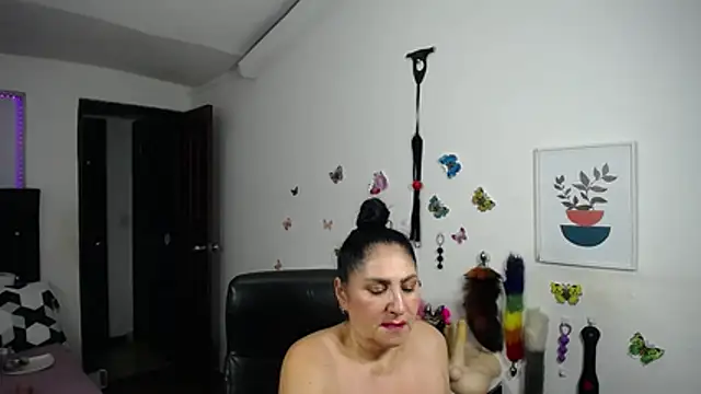mature_bigboobs10 webcam