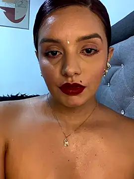 Webcam Model (Melanyprada)  is live.Free join now!