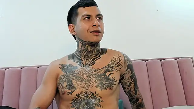 Andrew_sanders68 webcam