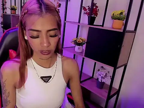 KarlaSlutSkinny__ webcam