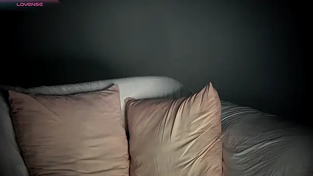 Jonathan___123 webcam