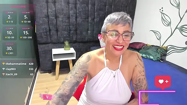 Charlotte__Gray webcam