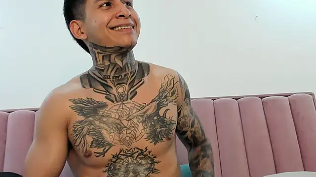 Andrew_sanders68 webcam