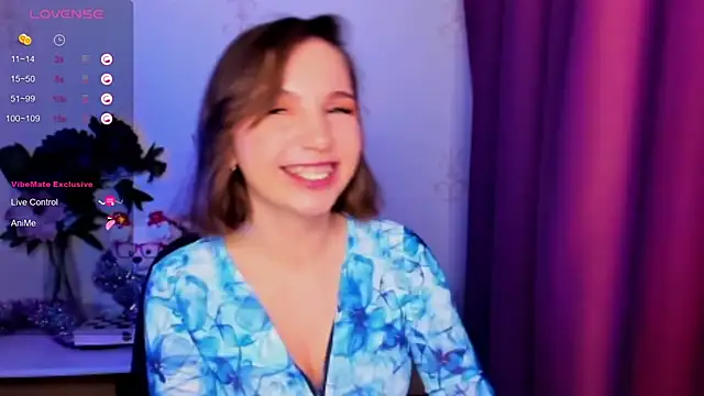 KindHazelHere_ webcam