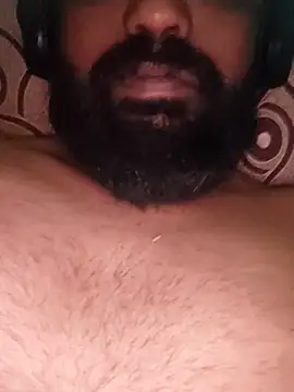 LargishSexiness webcam