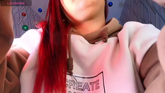 NicolleTaylor webcam