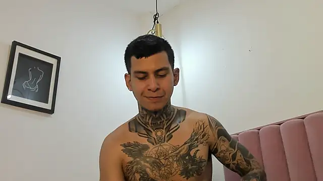 Andrew_sanders68 webcam