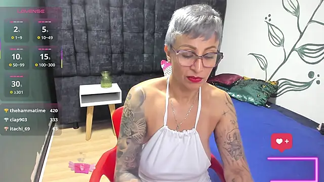 Charlotte__Gray webcam