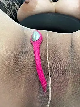 美女lover-koko520在线直播