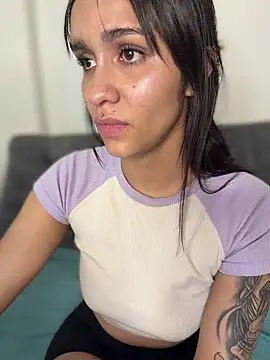 Isabella-Teen webcam