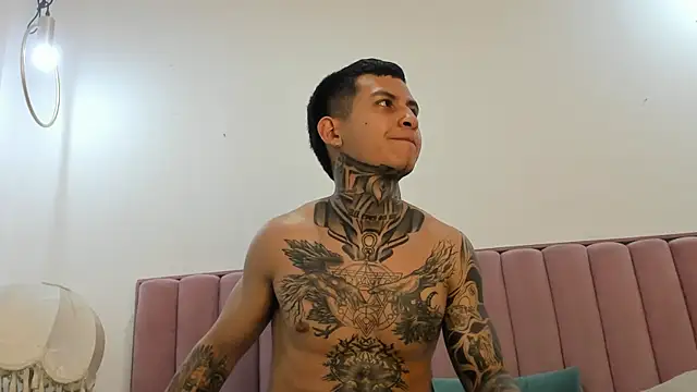 Andrew_sanders68 webcam