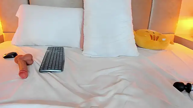 isabel_sofiaa webcam