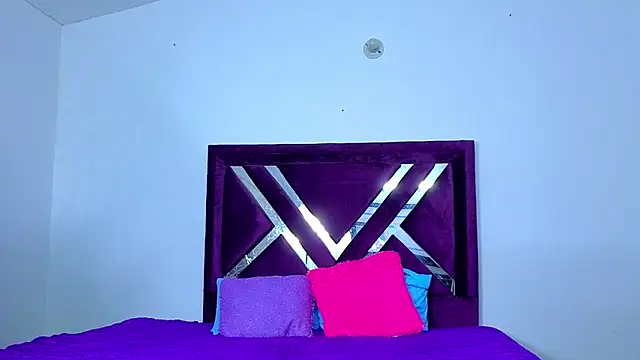 Catherine_summer1 webcam