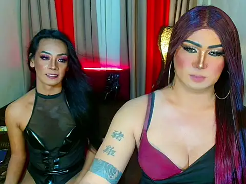 Incredible_Shemale webcam